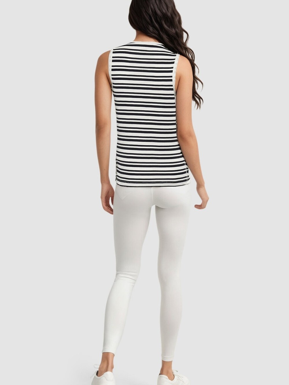 Three Dots Black & Cream Striped Crew Neck Tank Top Size L NWT - Picture 2 of 7